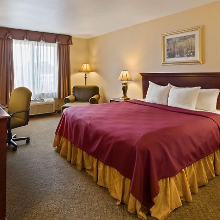 Best Western Penn-Ohio Inn & Suites Hubbard Экстерьер фото