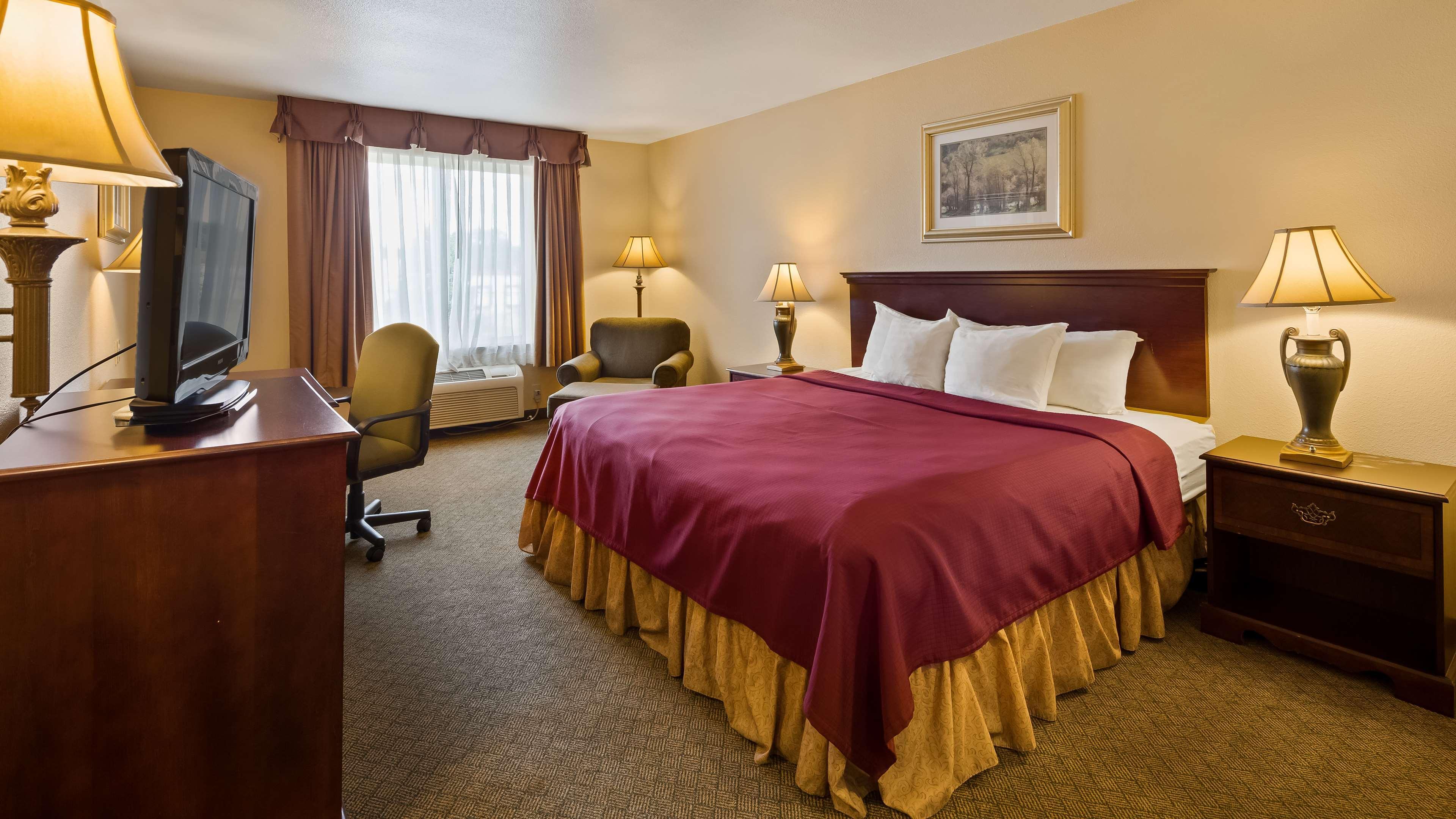 Best Western Penn-Ohio Inn & Suites Hubbard Экстерьер фото