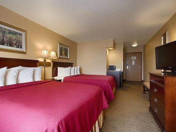 Best Western Penn-Ohio Inn & Suites Hubbard Экстерьер фото